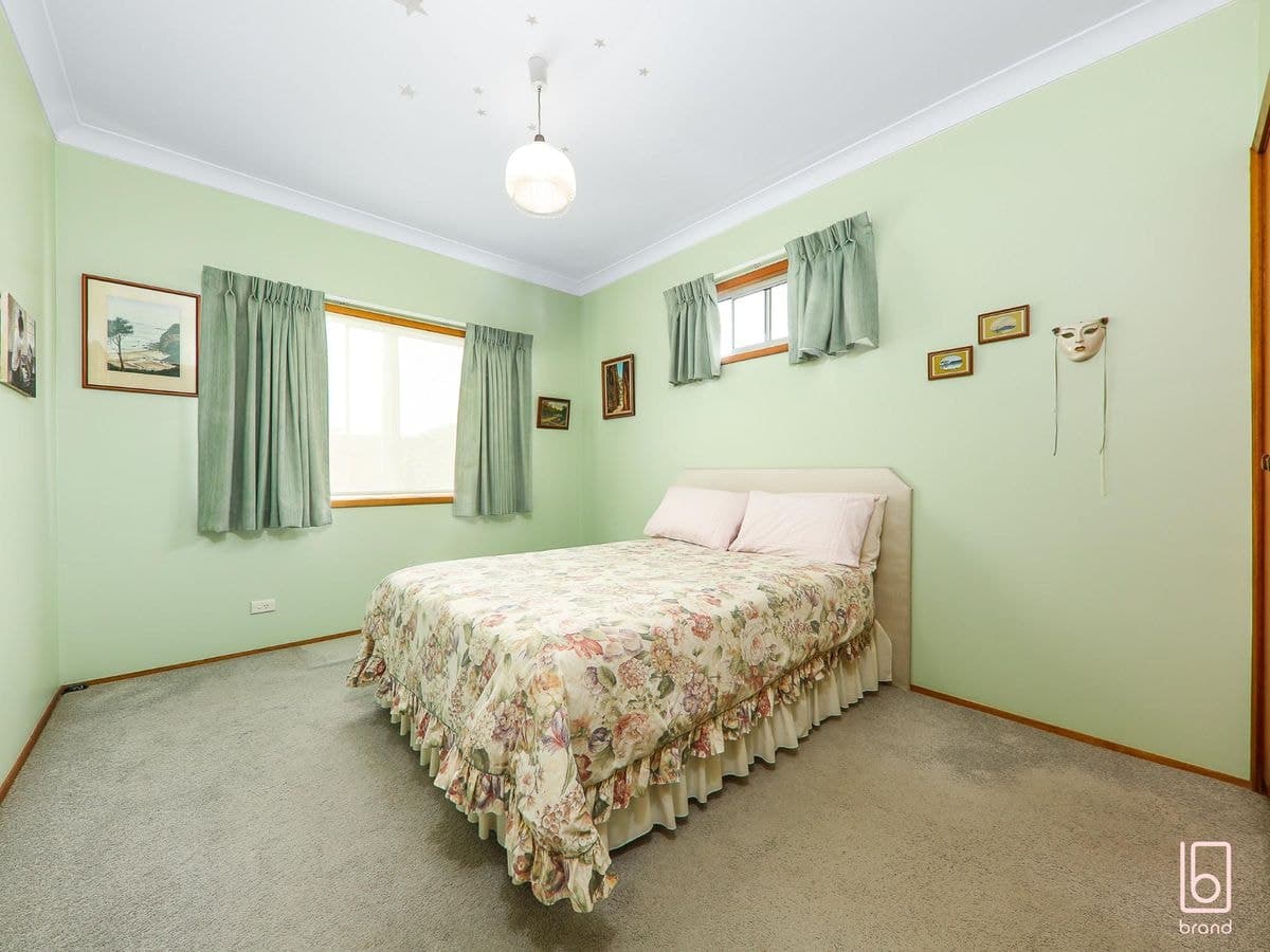 38 Merrendale Avenue, GOROKAN, Gorokan - Thumbnail 5