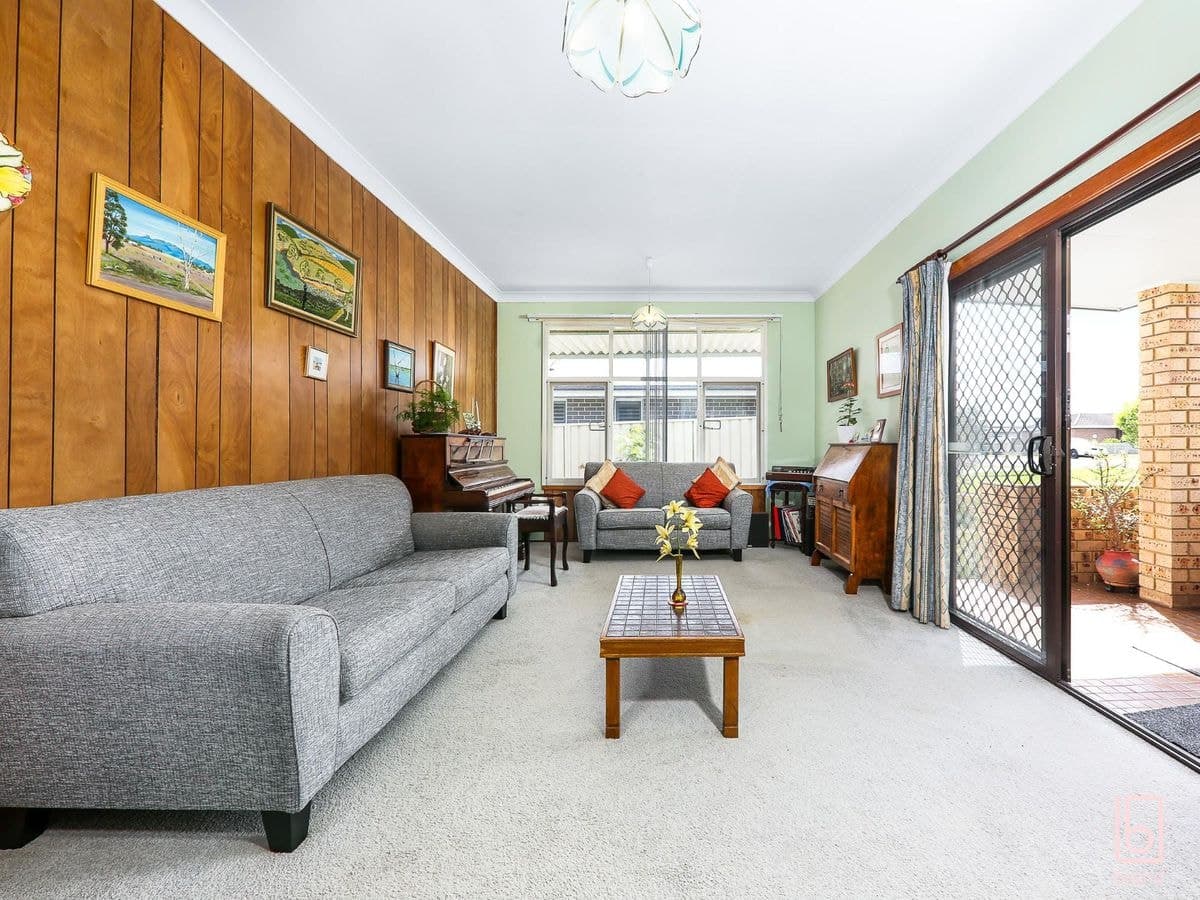 38 Merrendale Avenue, GOROKAN, Gorokan - Thumbnail 7