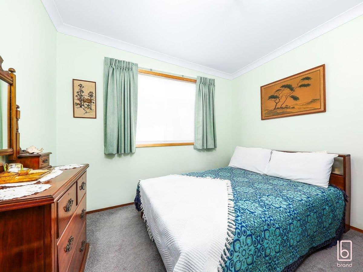38 Merrendale Avenue, GOROKAN, Gorokan - Thumbnail 8