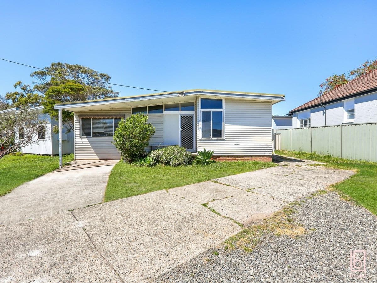 978 The Entrance Road, FORRESTERS BEACH, Forresters Beach - Thumbnail 5