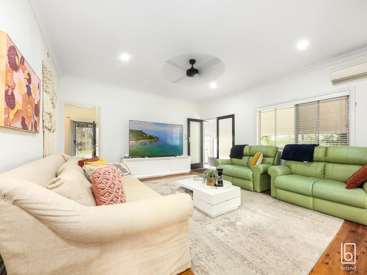 265 Lakedge Avenue, BERKELEY VALE, Berkeley Vale - Thumbnail 4