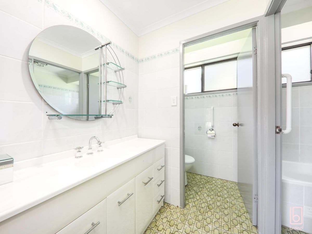 16 Lakeshore Avenue, KINGFISHER SHORES, Kingfisher Shores - Thumbnail 8