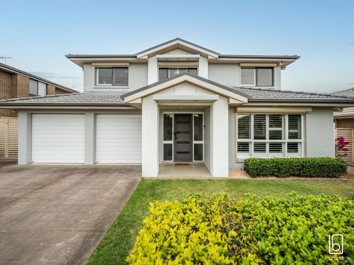 8 Wakool Crescent, WOONGARRAH, Woongarrah - Image 1