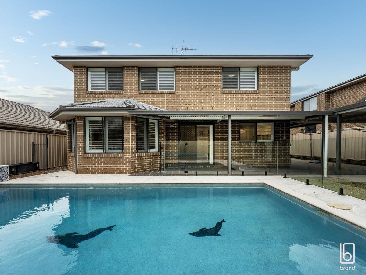 8 Wakool Crescent, WOONGARRAH, Woongarrah - Thumbnail 3