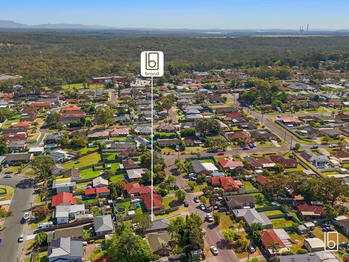 16 White Swan Avenue, BLUE HAVEN, Blue Haven - Image 1