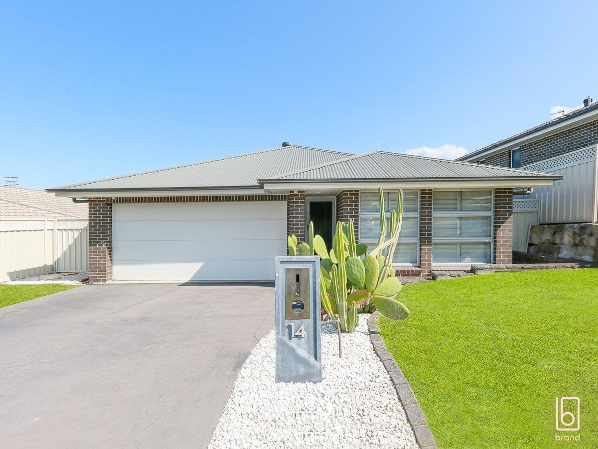 14 Adele Avenue, WADALBA, Wadalba - Thumbnail 3