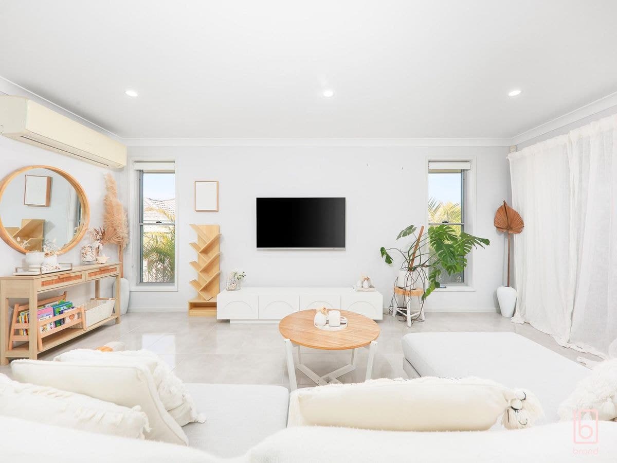 14 Adele Avenue, WADALBA, Wadalba - Thumbnail 7