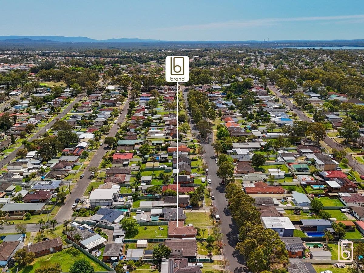 26 Swan Street, KANWAL, Kanwal - Image 1
