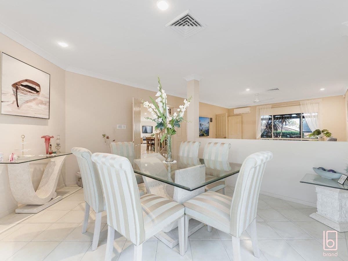 4 Argyle Place, HAMLYN TERRACE, Hamlyn Terrace - Thumbnail 5