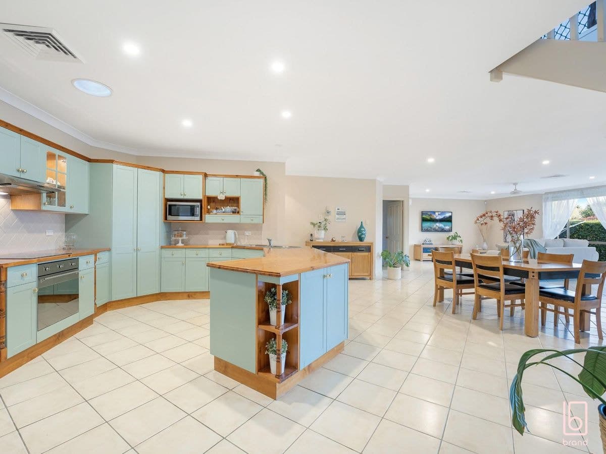 4 Argyle Place, HAMLYN TERRACE, Hamlyn Terrace - Thumbnail 7
