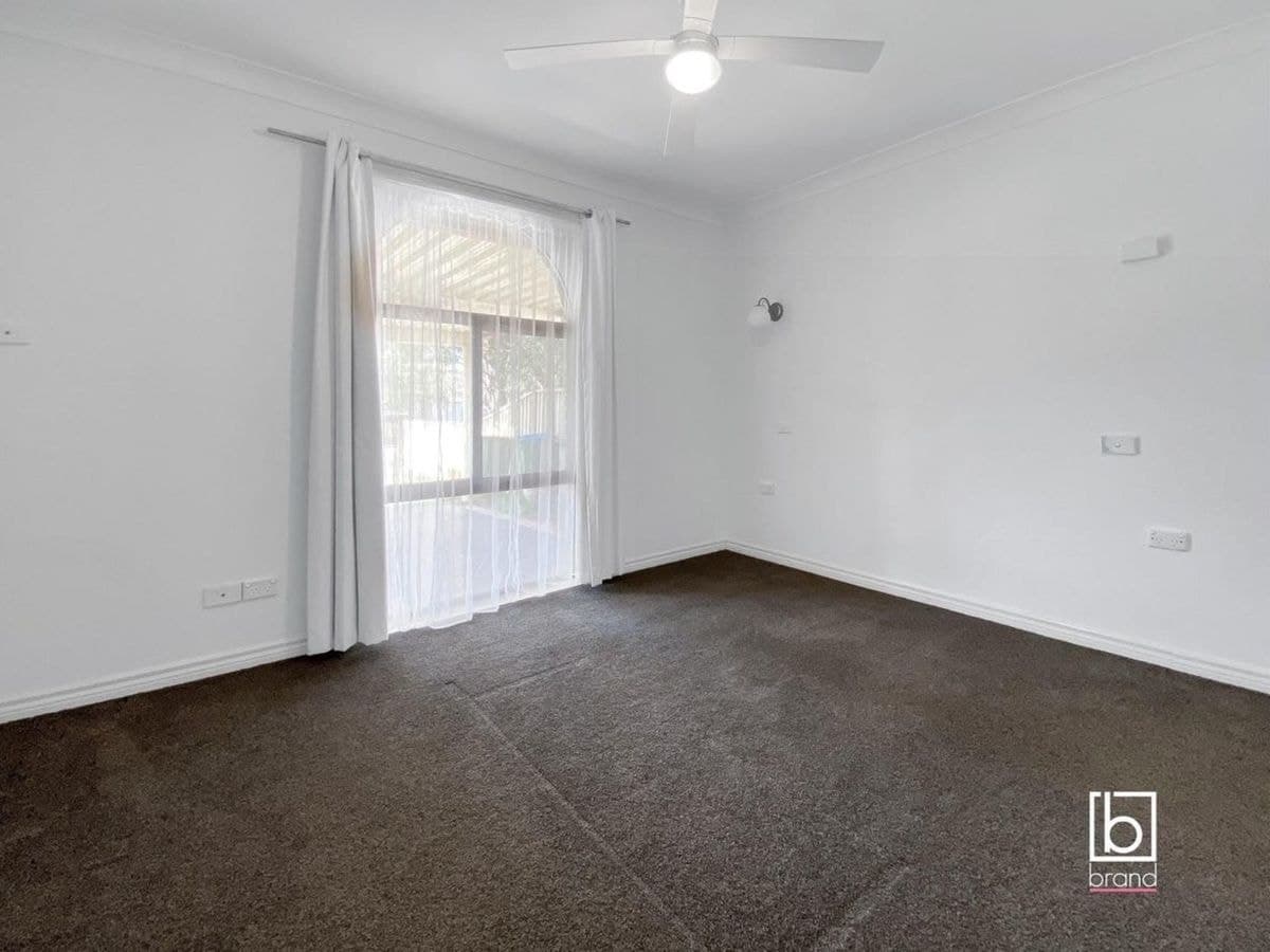 68 Robson Avenue, GOROKAN, Gorokan - Thumbnail 7