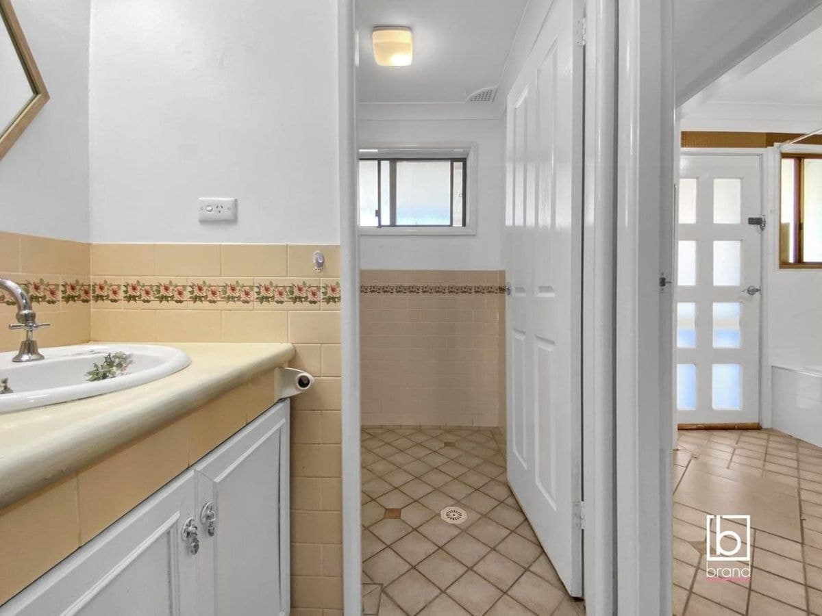 68 Robson Avenue, GOROKAN, Gorokan - Thumbnail 8