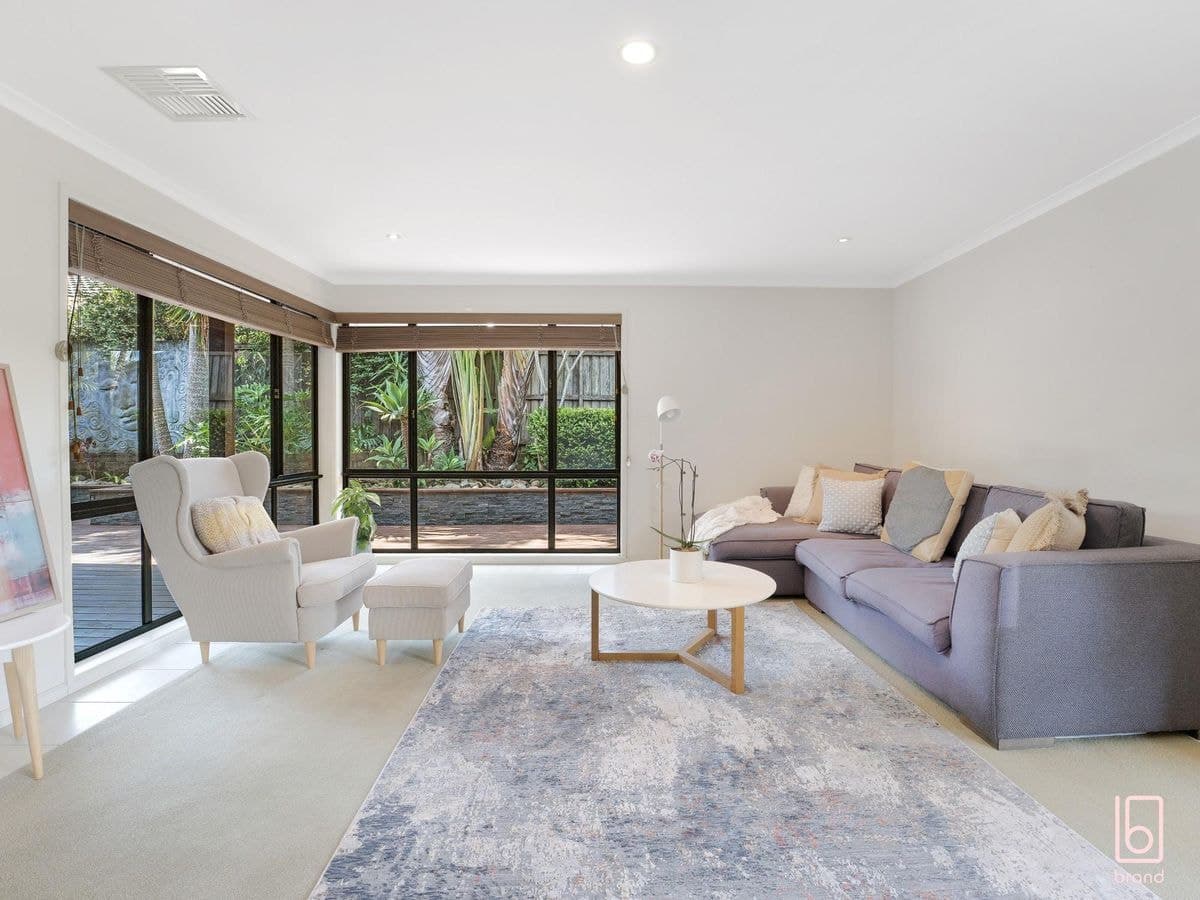 12 Willandra Road, WOONGARRAH, Woongarrah - Thumbnail 4