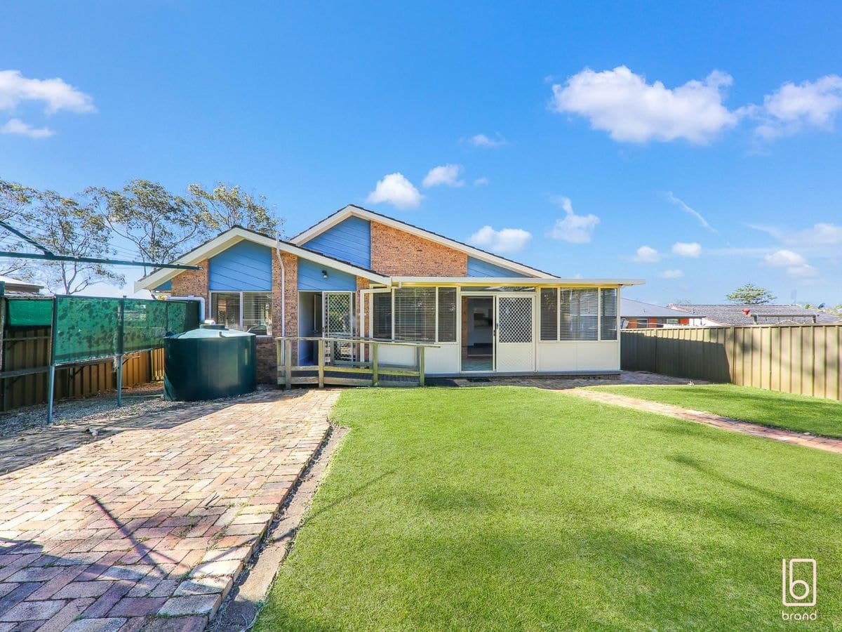12 Buckland Avenue, KANWAL, Kanwal - Image 1