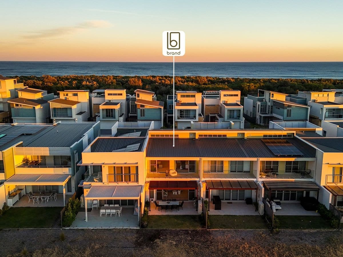 56 White Haven Avenue, MAGENTA, Magenta - Image 1