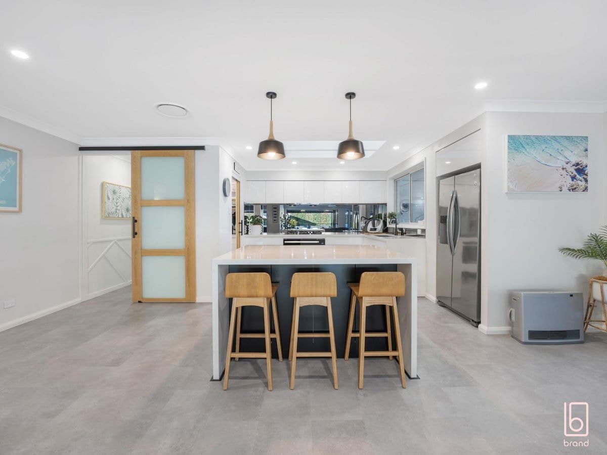 8 Peppercorn Avenue, WOONGARRAH, Woongarrah - Thumbnail 4