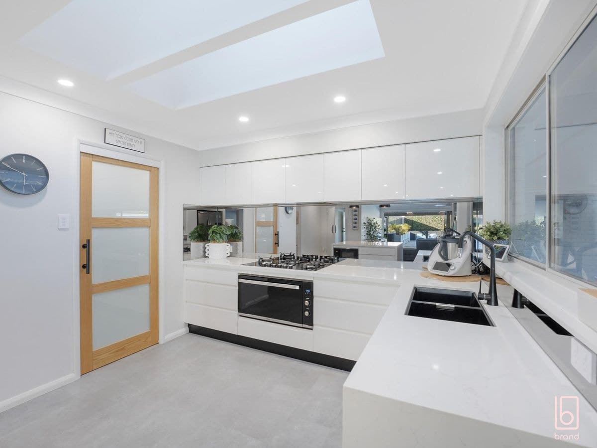 8 Peppercorn Avenue, WOONGARRAH, Woongarrah - Thumbnail 5