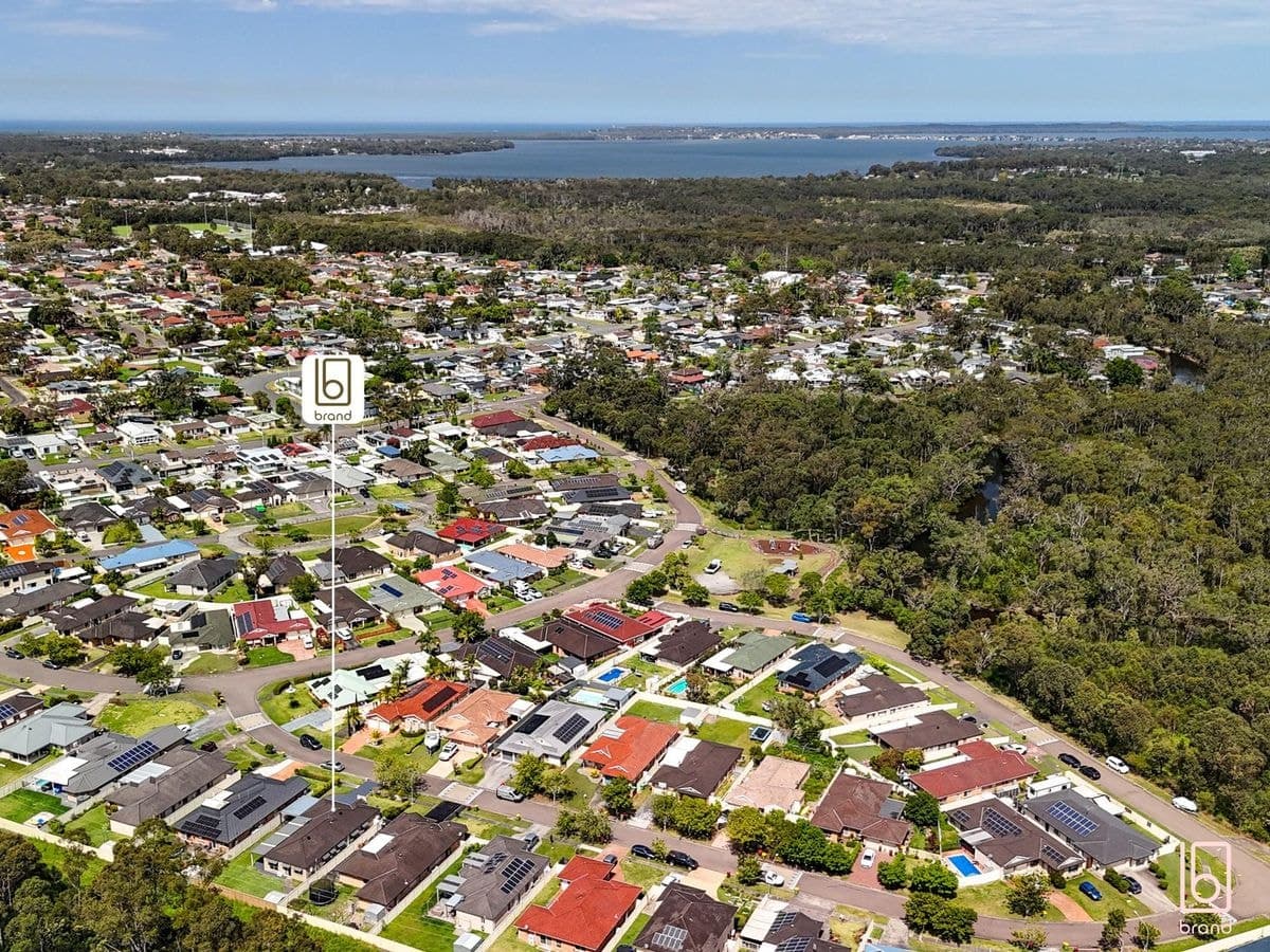 5 Popran Way, BLUE HAVEN, Blue Haven - Image 1