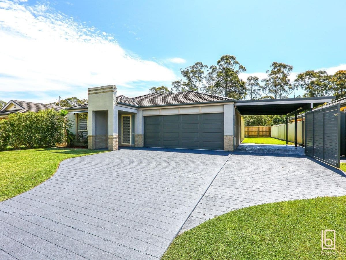 5 Popran Way, BLUE HAVEN, Blue Haven - Thumbnail 4