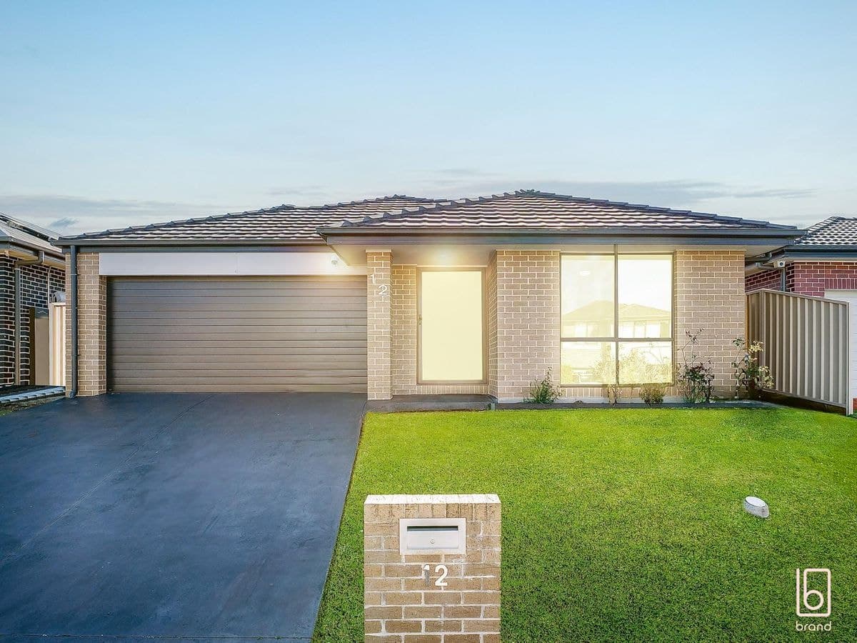 12 Eleanor Close, HAMLYN TERRACE, Hamlyn Terrace - Thumbnail 3