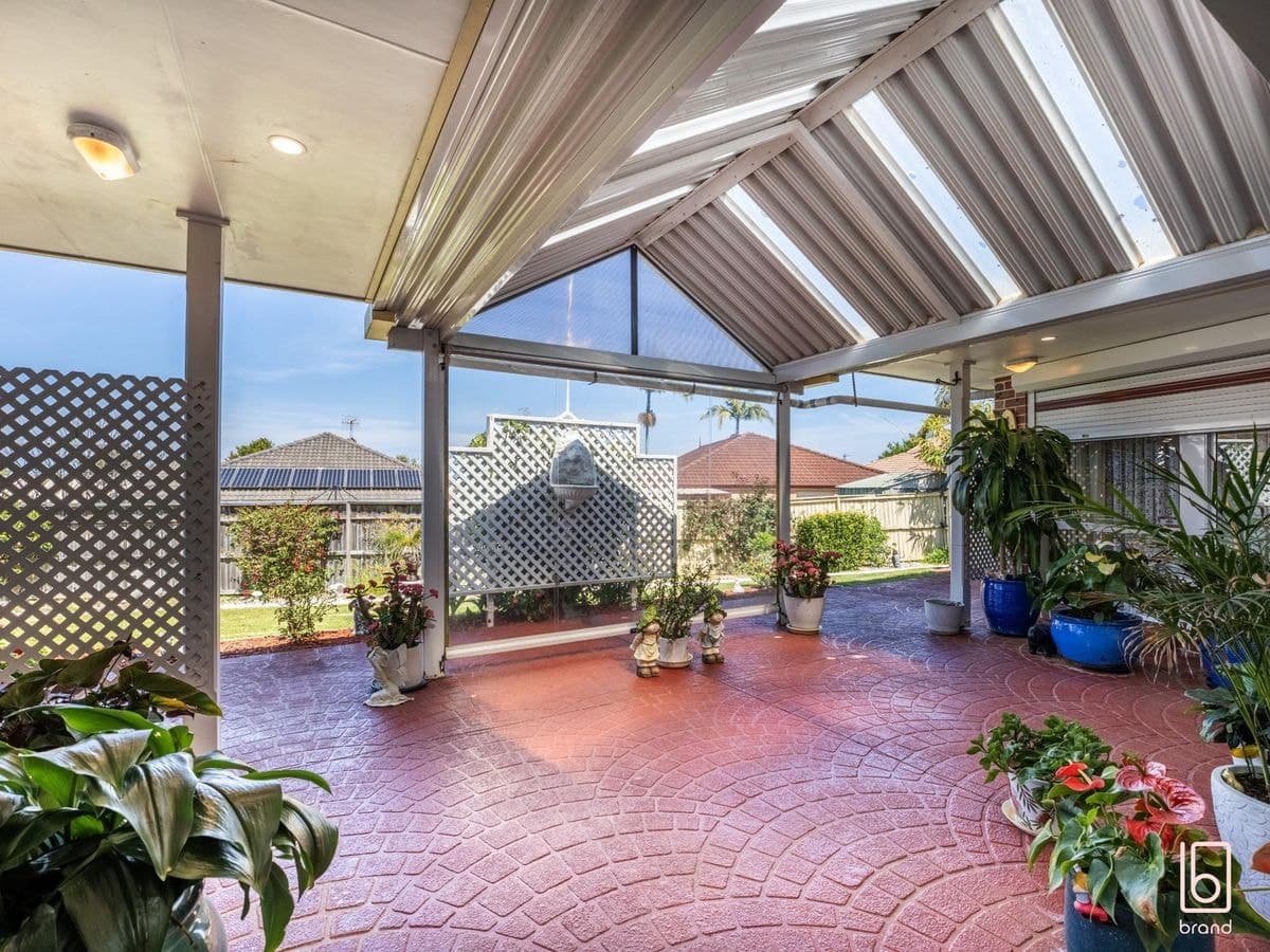 7 Tomaree Crescent, WOONGARRAH, Woongarrah - Thumbnail 8