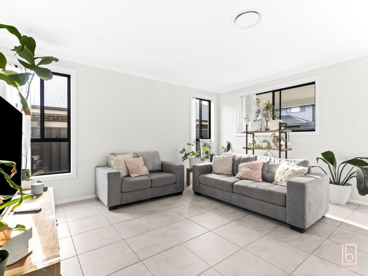 19 Galleon Street, HAMLYN TERRACE, Hamlyn Terrace - Thumbnail 5