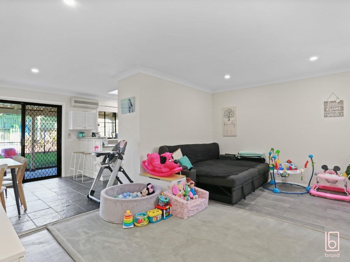 5 Phyllis Avenue, KANWAL, Kanwal - Thumbnail 7
