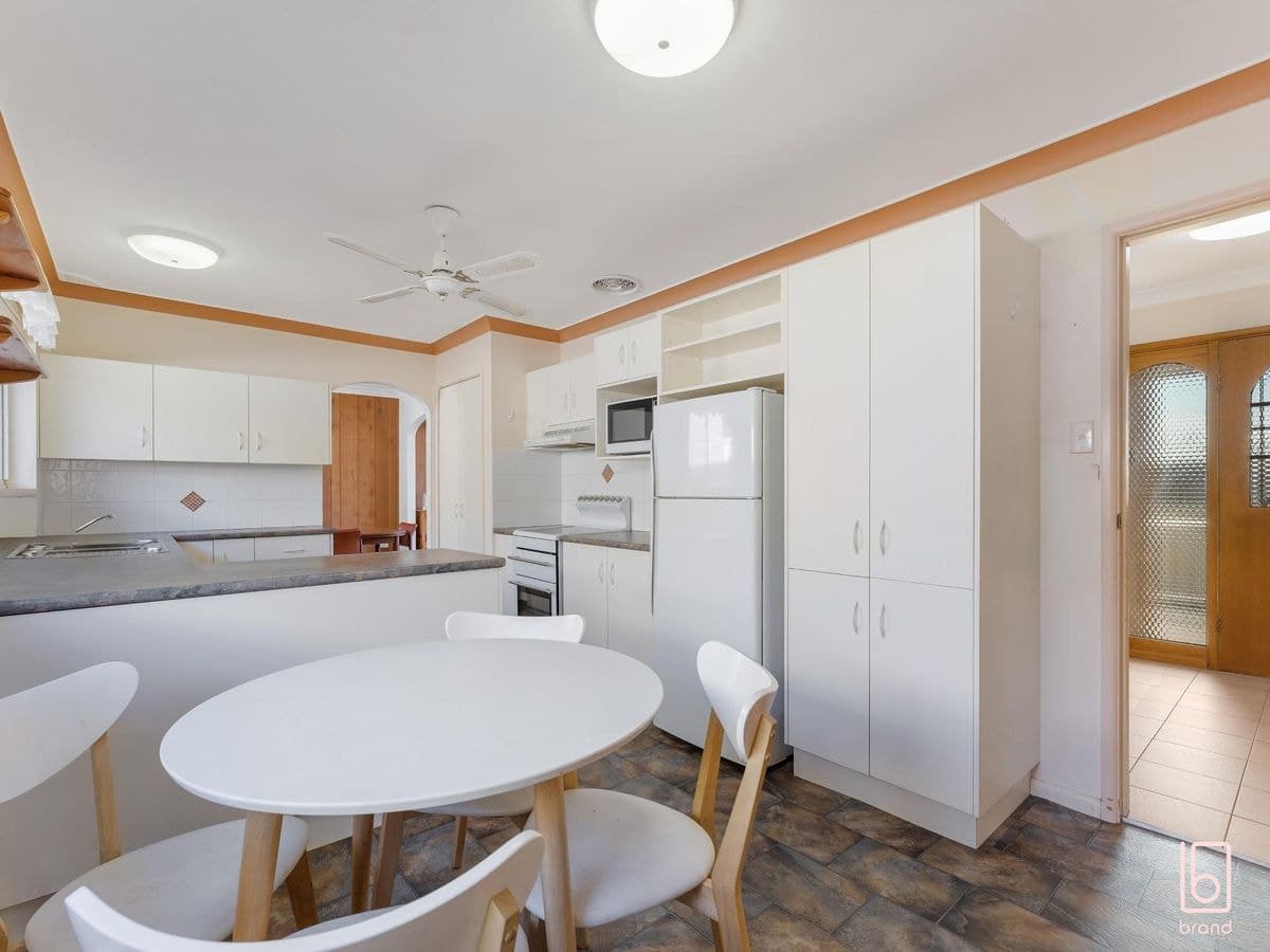 159 Stanley Street, KANWAL, Kanwal - Thumbnail 2