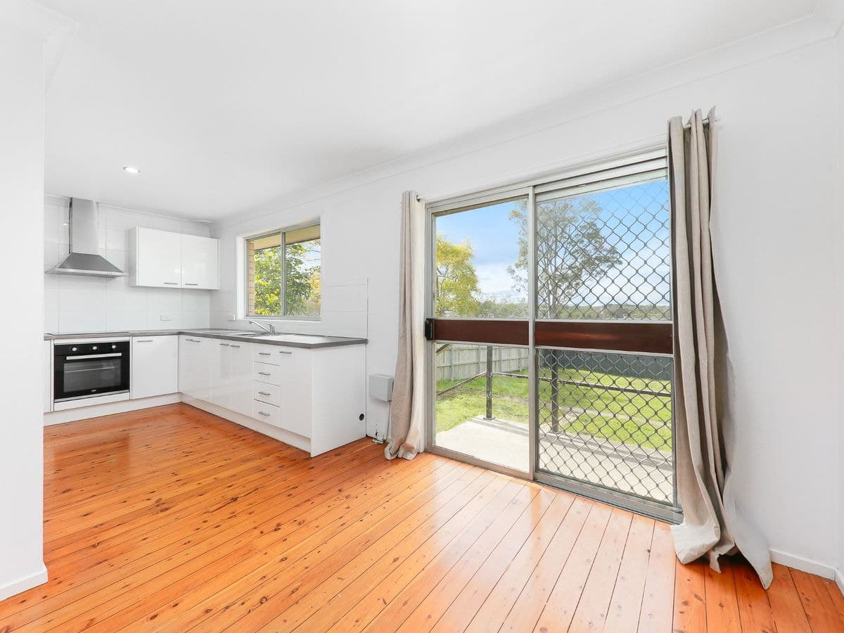 4 Clifford Avenue, COORANBONG, Cooranbong - Thumbnail 8