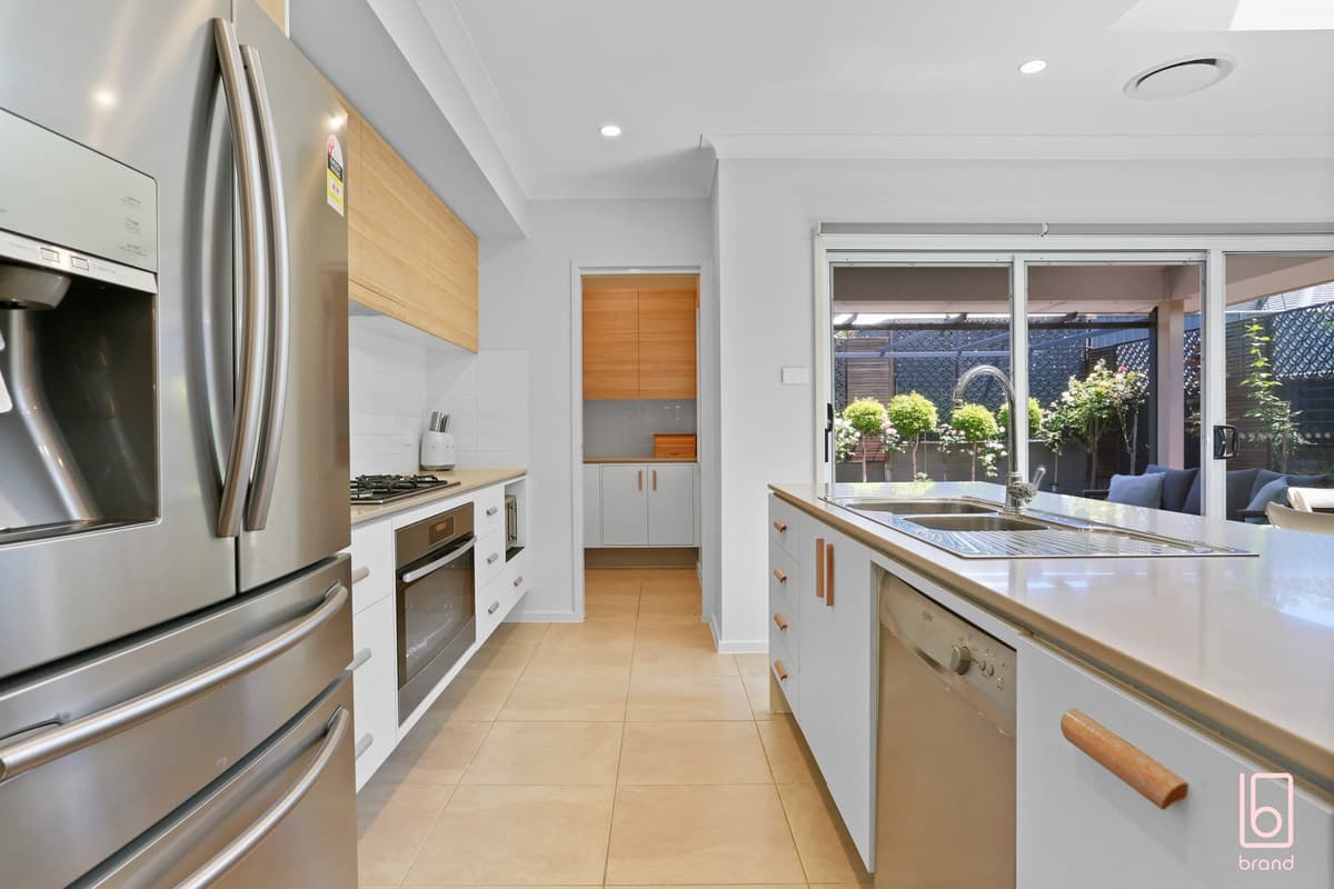 16 Loretto Way, HAMLYN TERRACE, Hamlyn Terrace - Thumbnail 8