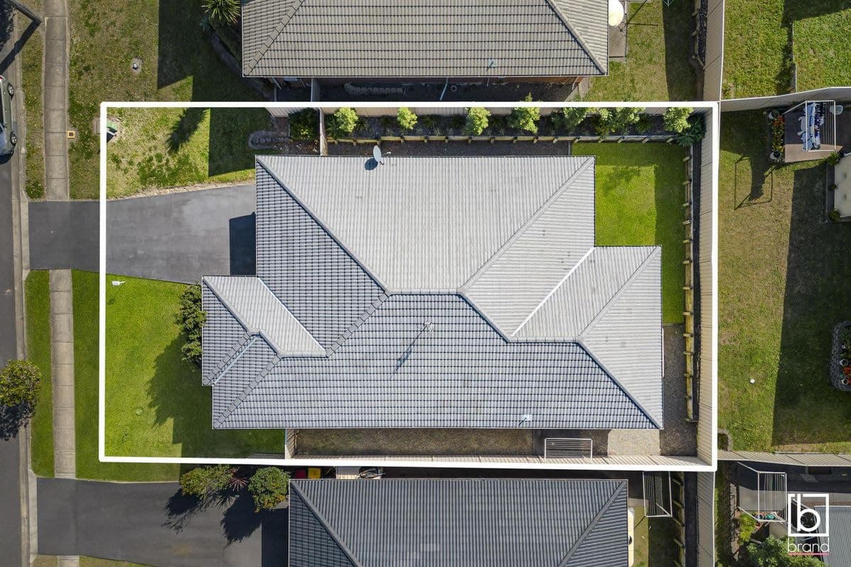 127 Mataram Road, WOONGARRAH, Woongarrah - Image 1