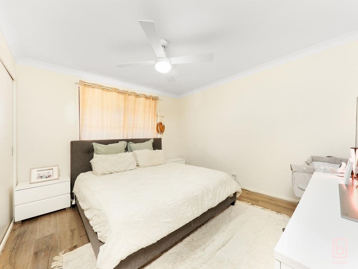 29 Kawana Avenue, BLUE HAVEN, Blue Haven - Thumbnail 8