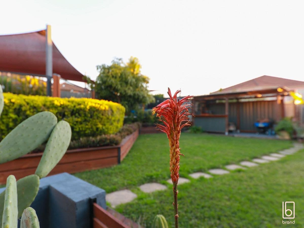 74 Mountain View Drive, WOONGARRAH, Woongarrah - Image 1