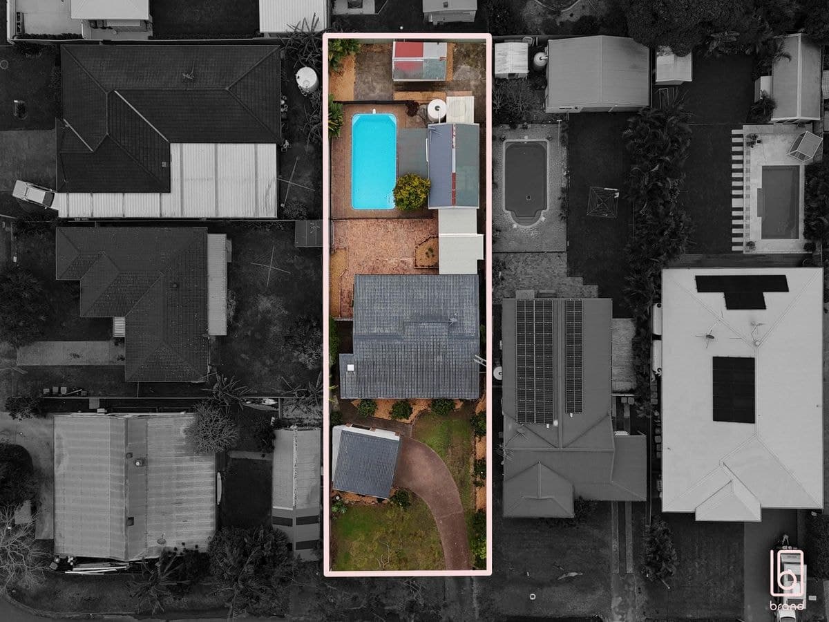 2 Ocean Parade, NORAVILLE, Noraville - Image 1