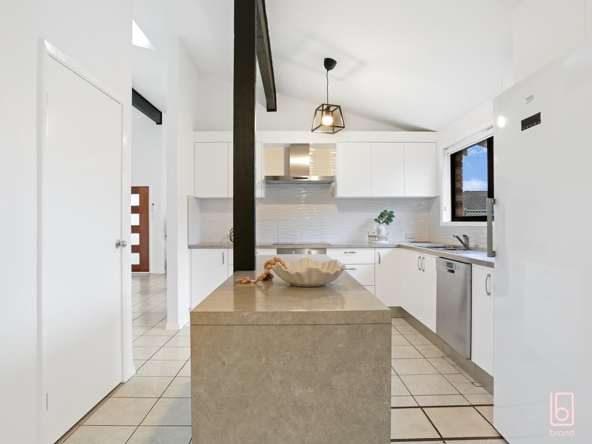 2 Ocean Parade, NORAVILLE, Noraville - Thumbnail 5