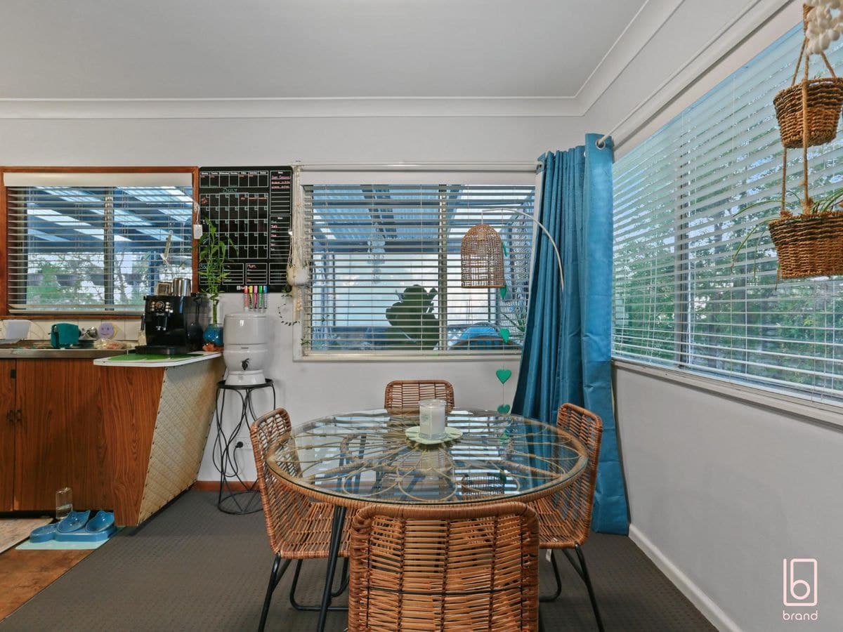 27 Minnamurra Road, GOROKAN, Gorokan - Thumbnail 7