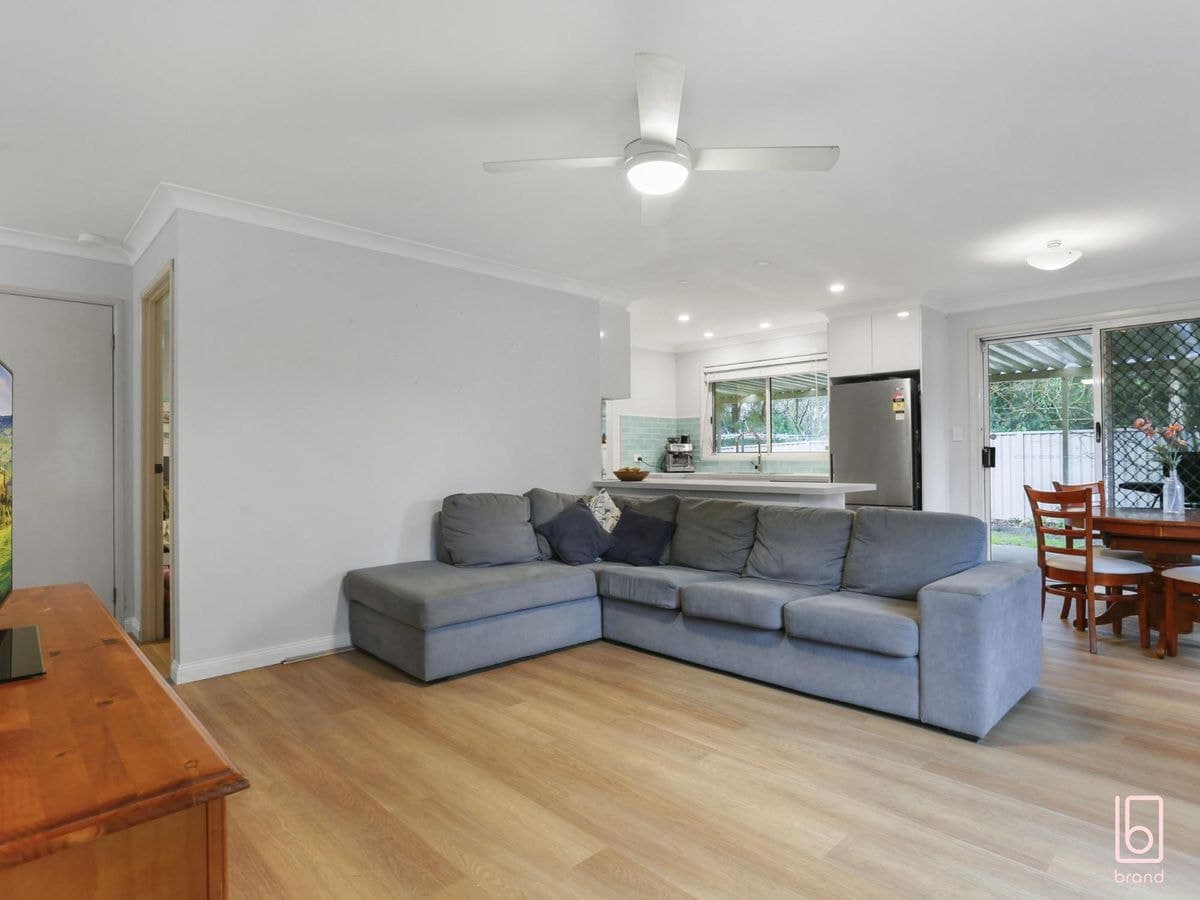 9 Tandara Close, BLUE HAVEN, Blue Haven - Thumbnail 5