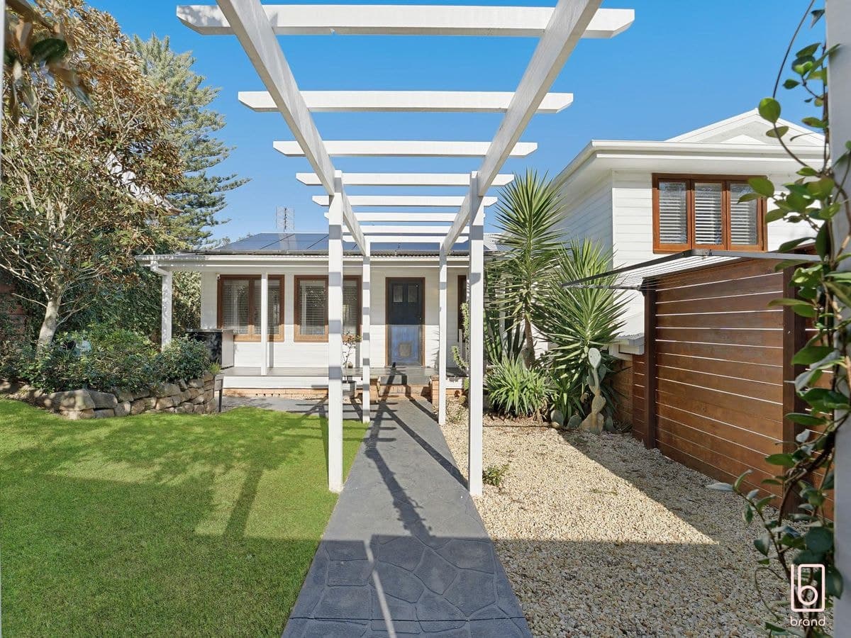 44 Anita Avenue, LAKE MUNMORAH, Lake Munmorah - Thumbnail 3
