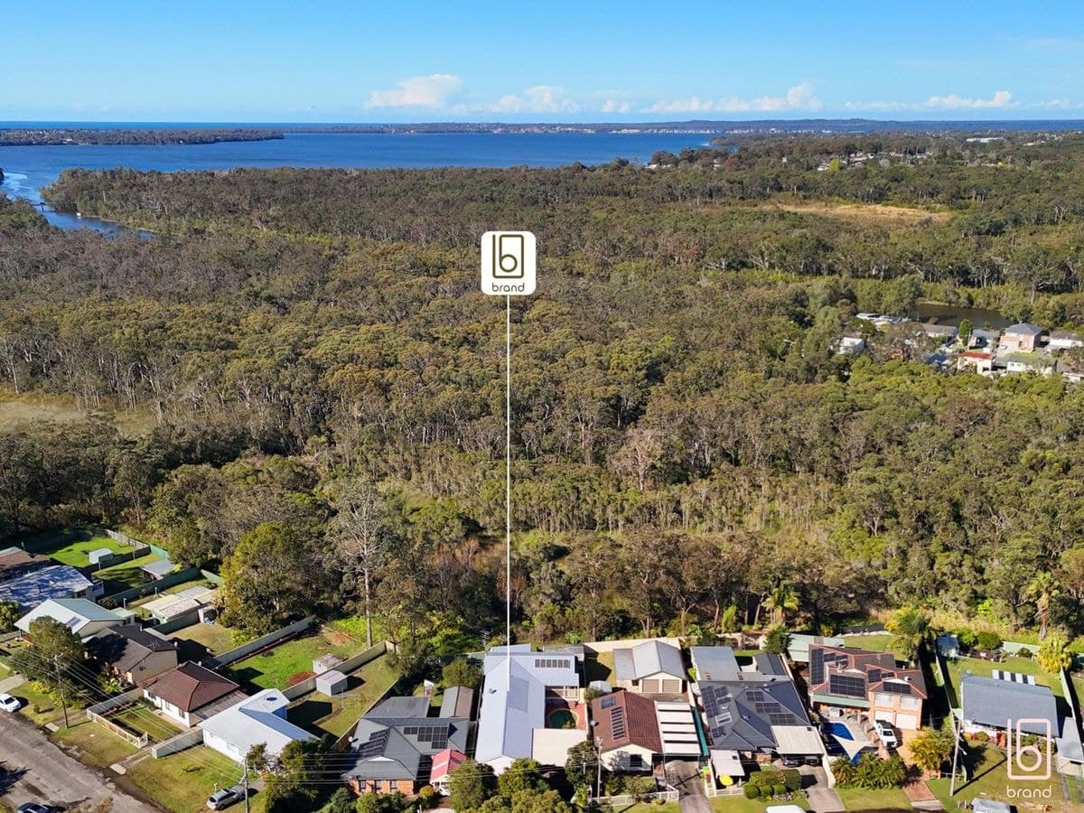 16 Birdwood Drive, BLUE HAVEN, Blue Haven - Image 1