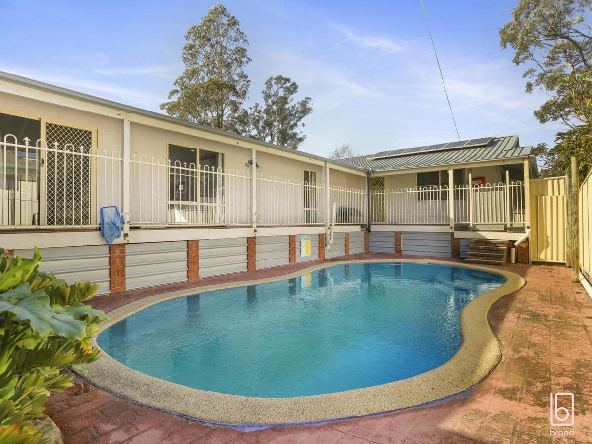 16 Birdwood Drive, BLUE HAVEN, Blue Haven - Thumbnail 6