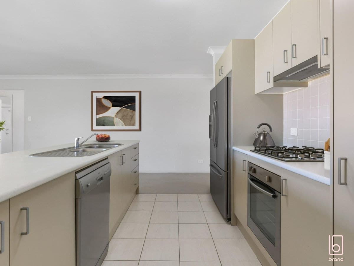 174 Roper Road, BLUE HAVEN, Blue Haven - Thumbnail 6