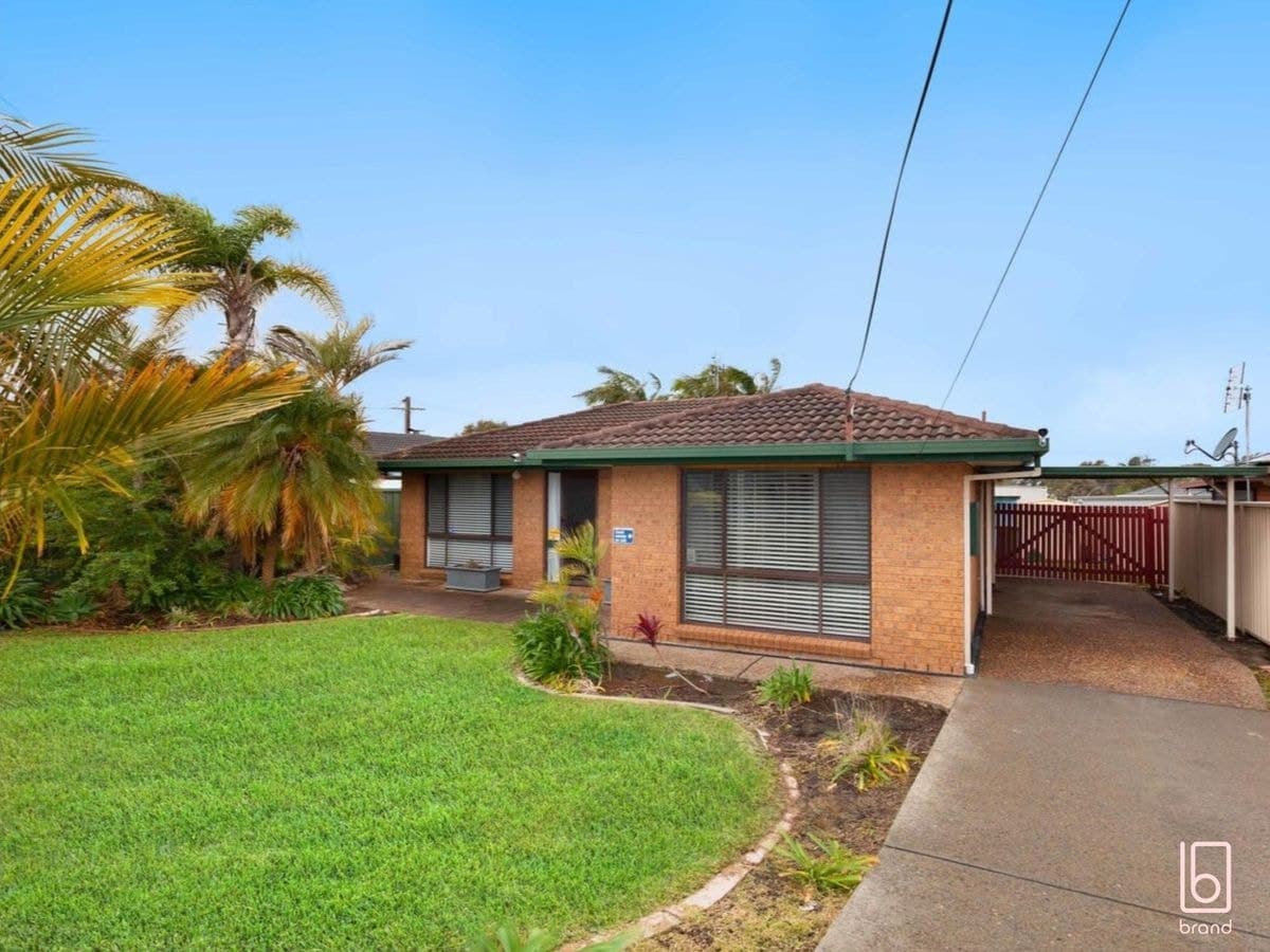 7 Gorokan Drive, LAKE HAVEN, Lake Haven - Thumbnail 3