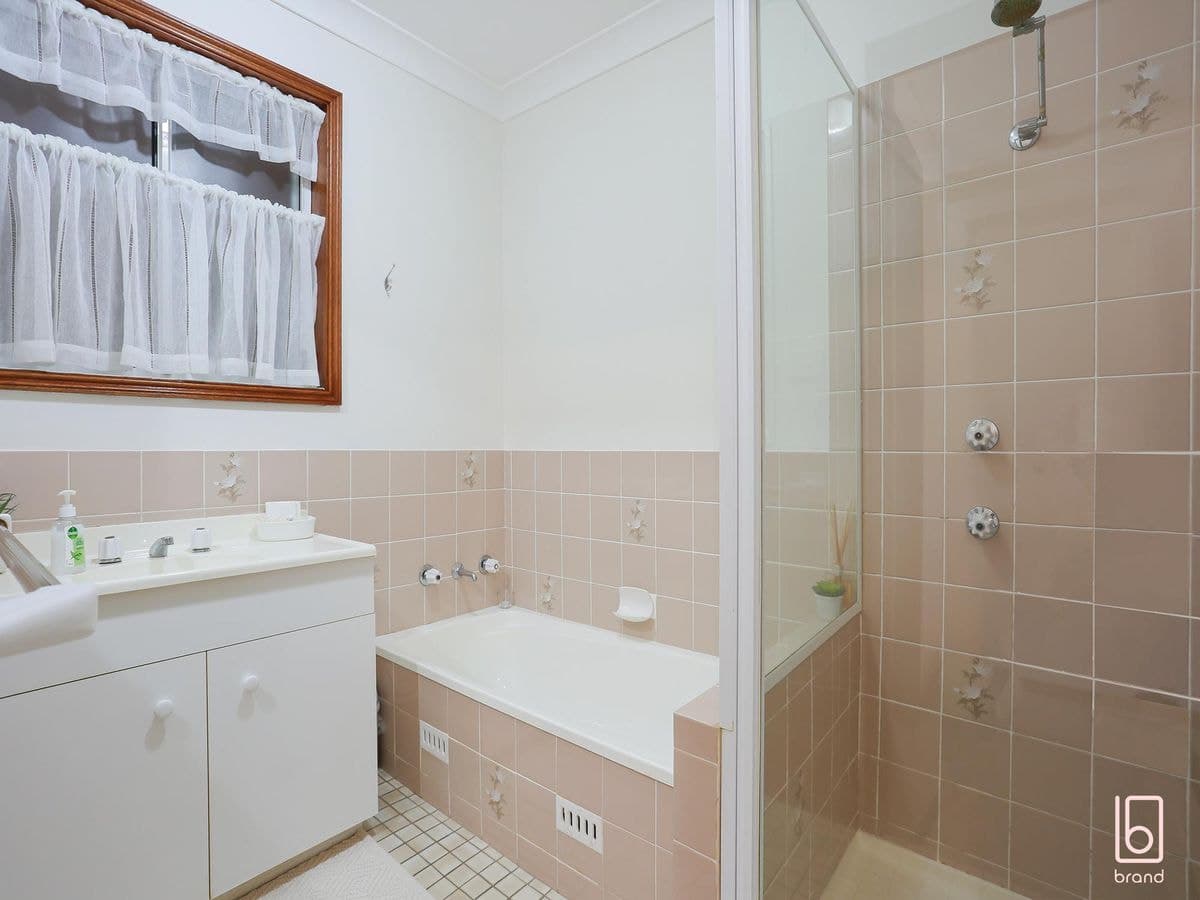 38 Gilbert Avenue, GOROKAN, Gorokan - Thumbnail 8