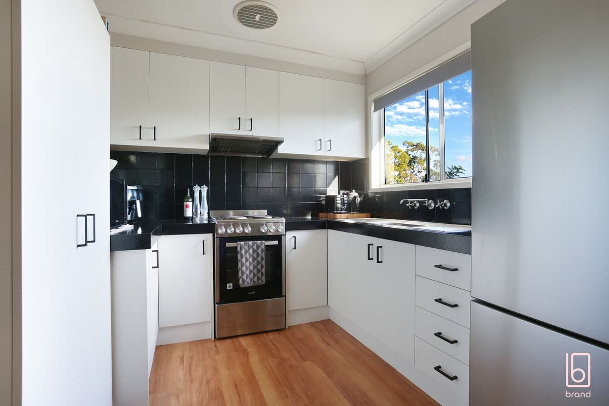 74 & 74a Minnamurra Road, GOROKAN, Gorokan - Thumbnail 6