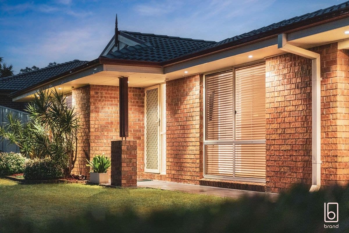 16 North Barrington Road, WOONGARRAH, Woongarrah - Image 1