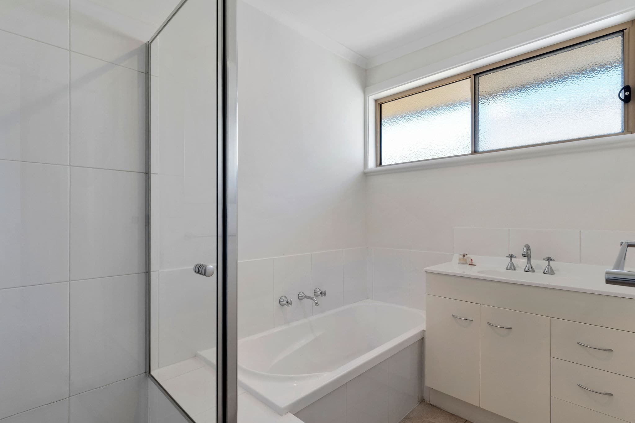 17 McBride Crescent, Seaford, Seaford - Thumbnail 2