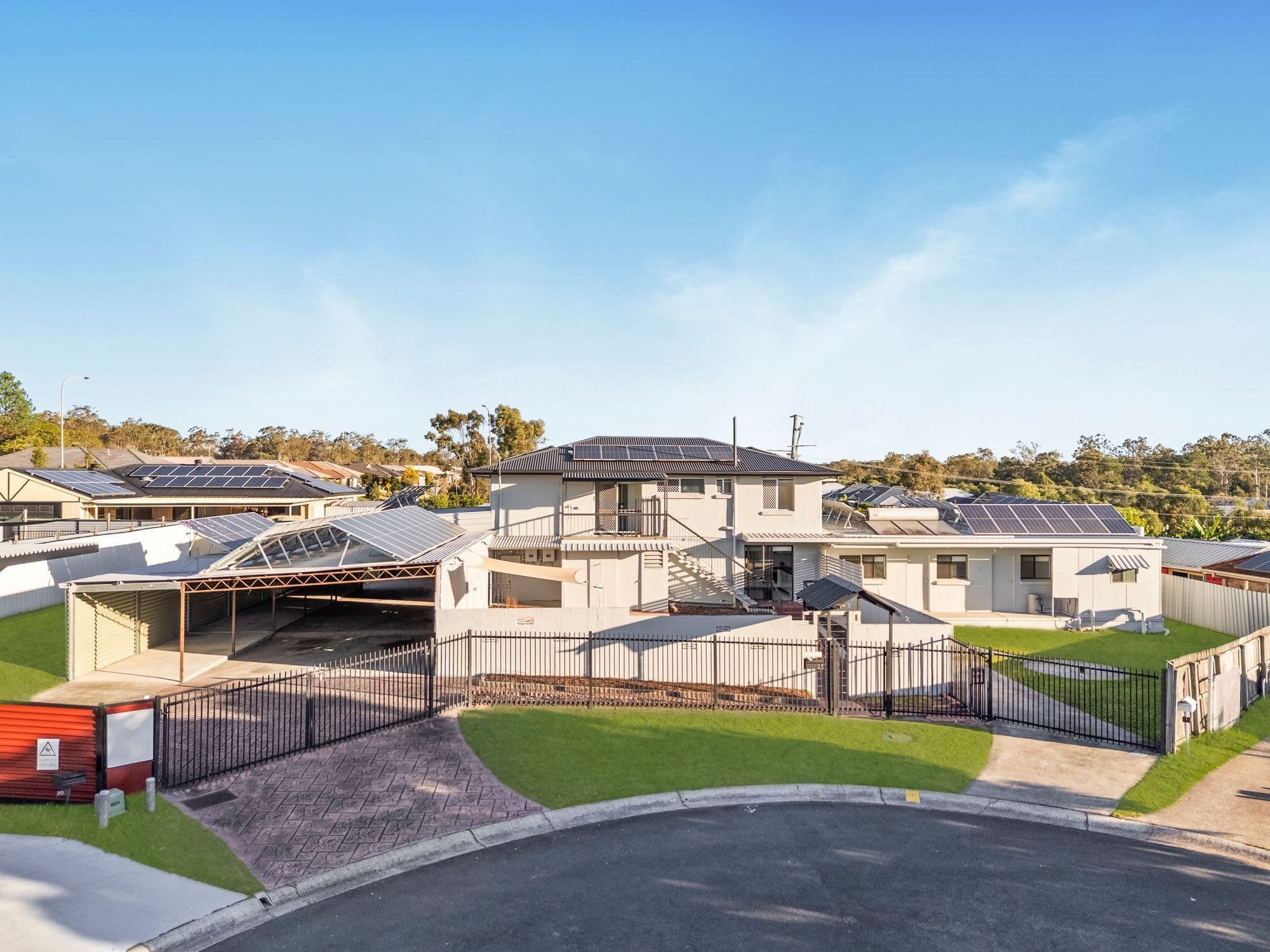 21 Felix Court, Crestmead QLD 4132, Crestmead - Thumbnail 2