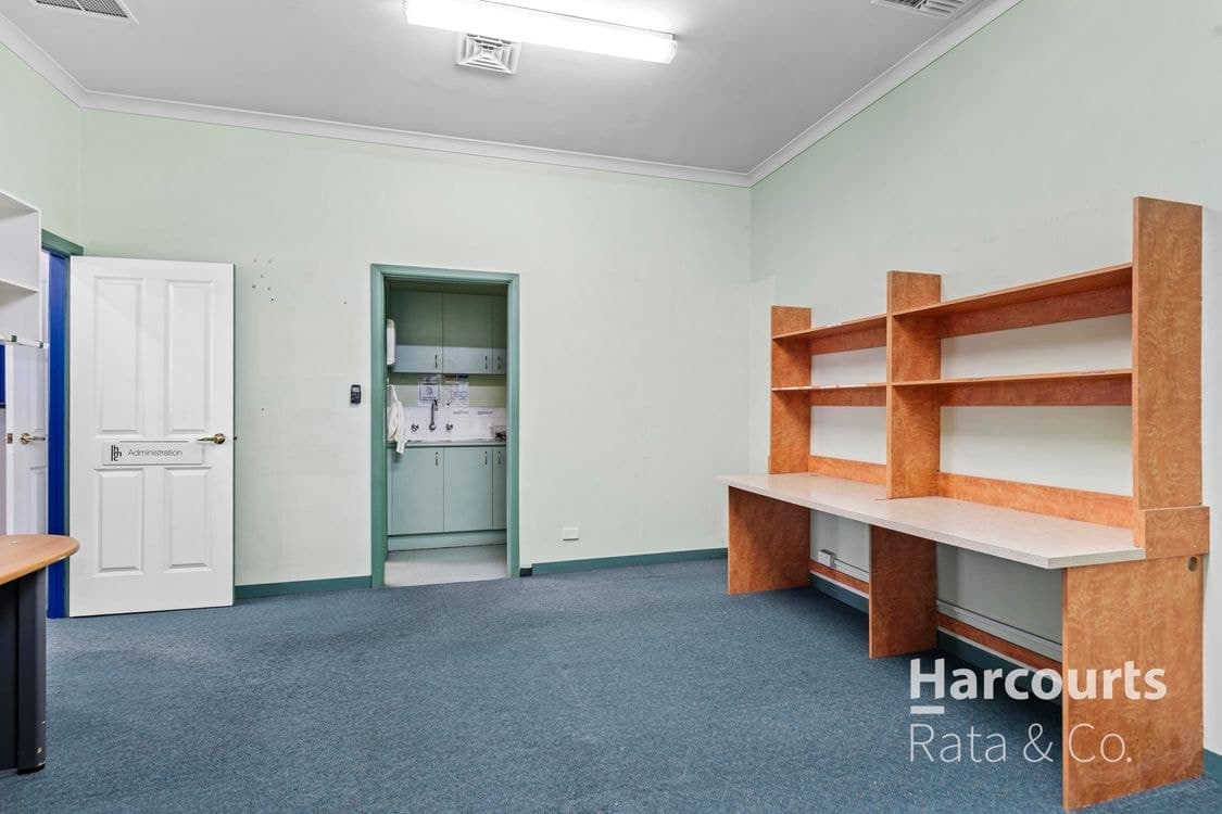 2 Highlands Road, Thomastown, VIC 3074, Thomastown - Thumbnail 6