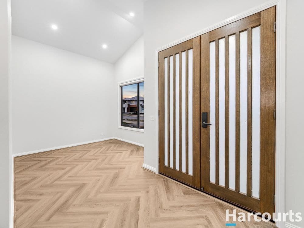 10 Dromore Avenue, CLYDE NORTH, VIC 3978, Clyde North - Thumbnail 4