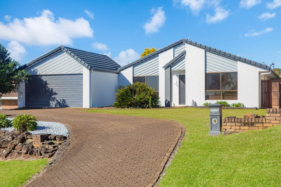 42 Castlecrag Avenue, Banora Point, NSW 2486, Banora Point - Thumbnail 5